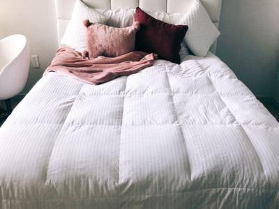 łóżko tapicerowane