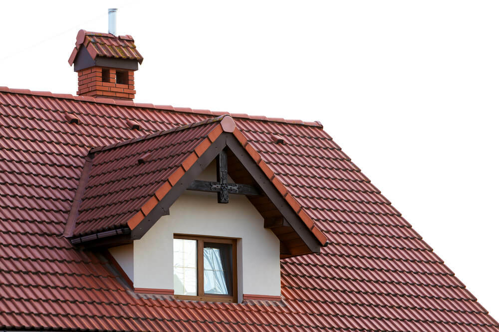 Jak stworzyć idealny dach? Rodzaje pokryć dachowych i sposób montażu