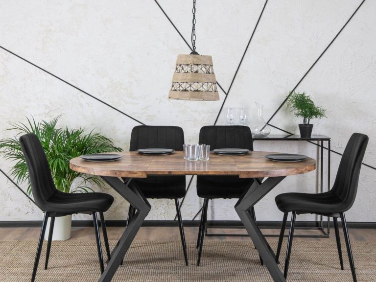 Jaki warto wybrać stół do salonu w stylu skandynawskim?